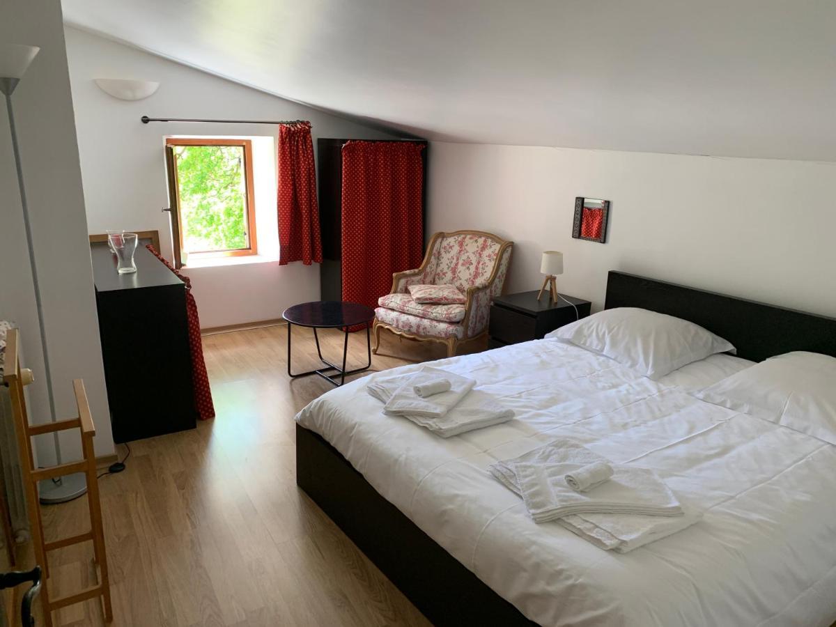 FONT NOUVELLE maison de charme Drôme Provençale, 6 ou 10 personnes avec piscine Plaisians Exterior foto