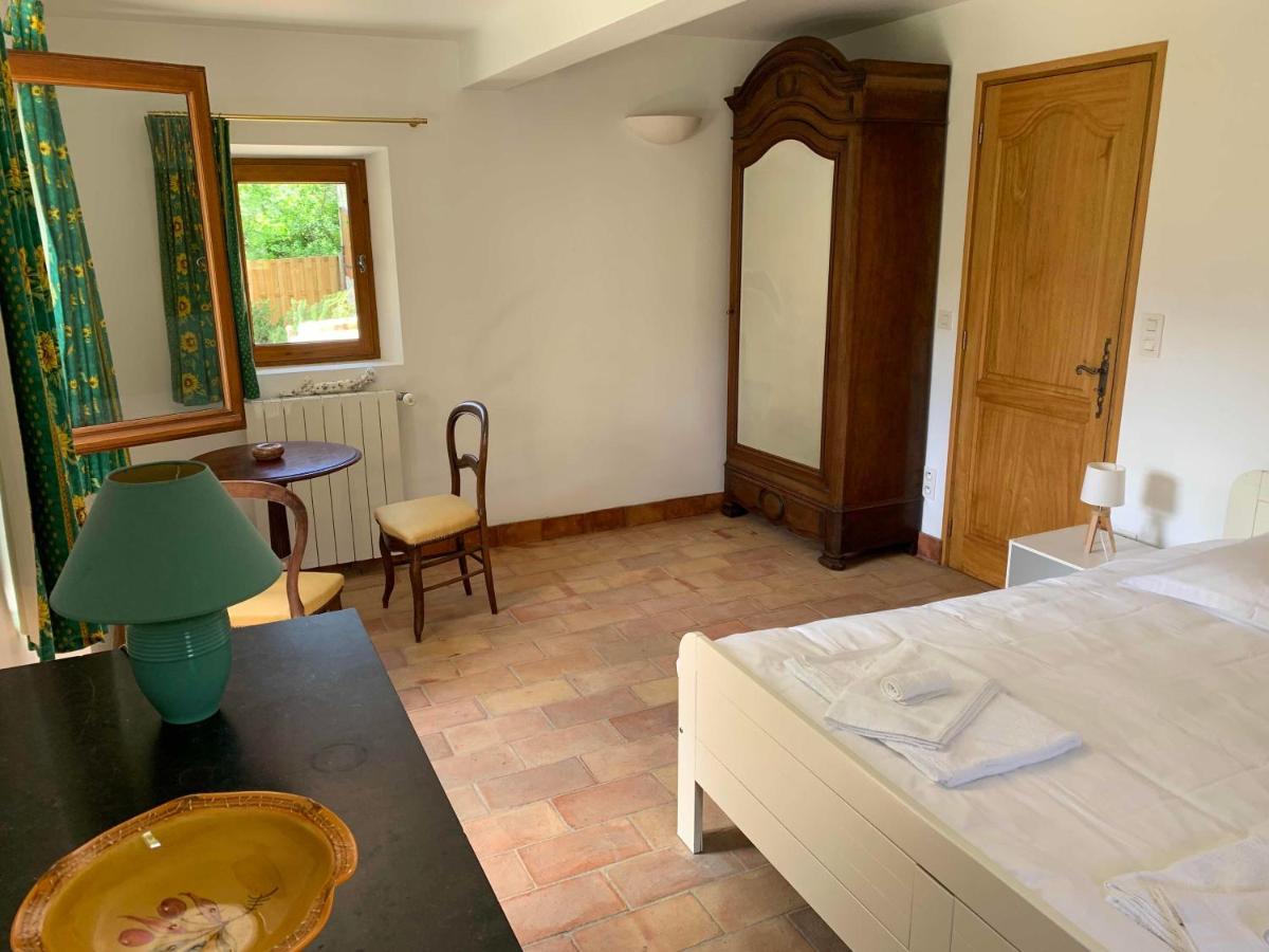 FONT NOUVELLE maison de charme Drôme Provençale, 6 ou 10 personnes avec piscine Plaisians Exterior foto